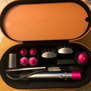 Dyson Airwrap Multi-Styler Complete Fuchsia Set